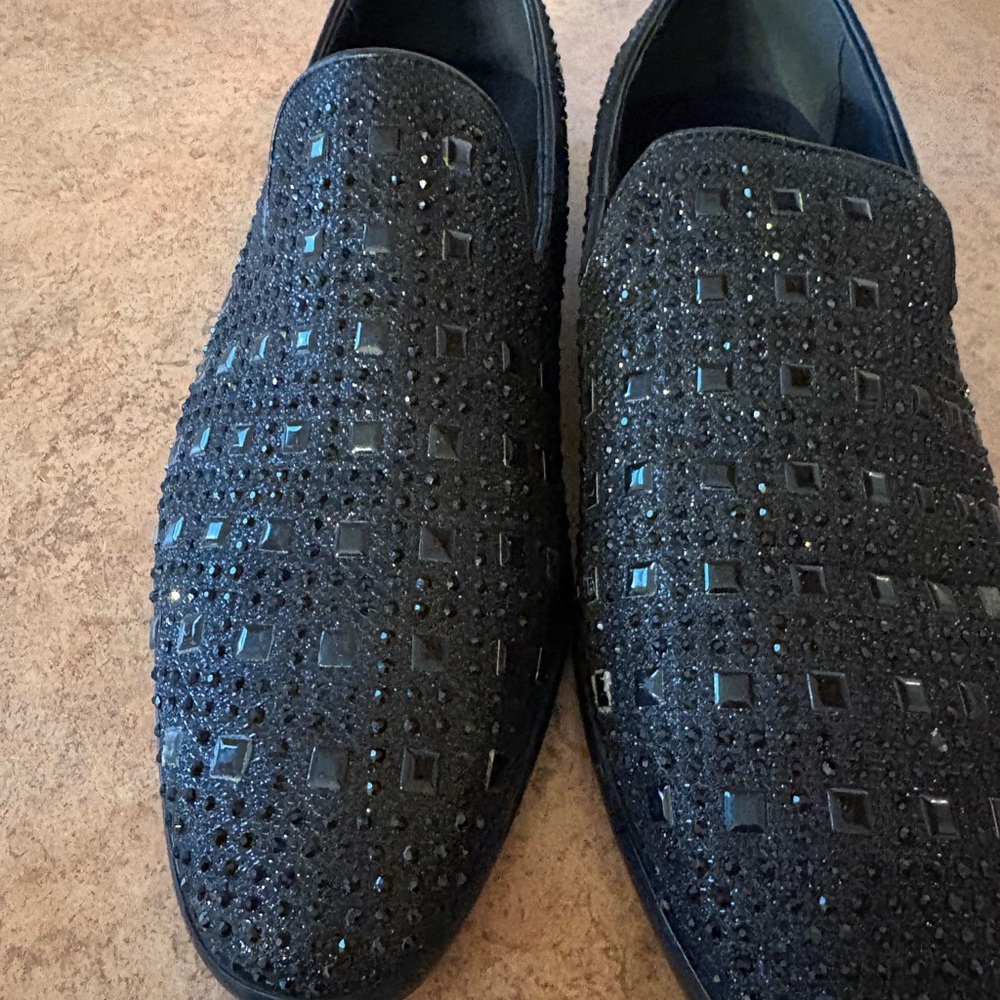 Men's Black Embellished Slip-On Dress Shoes